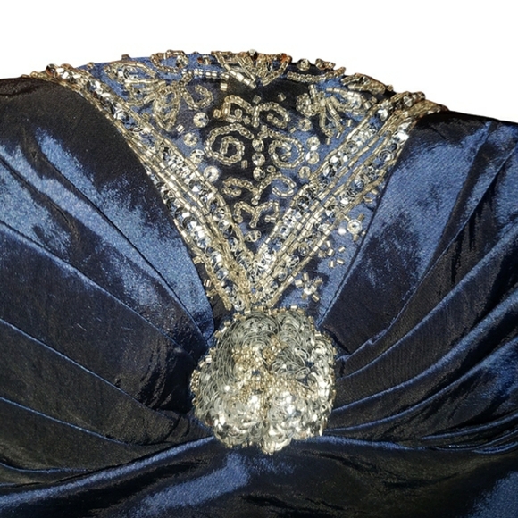 Jump Apparel Strapless Sequins Blue Colorshift Fit & Flare A-Line Long Dress 3/4 - Picture 7 of 17